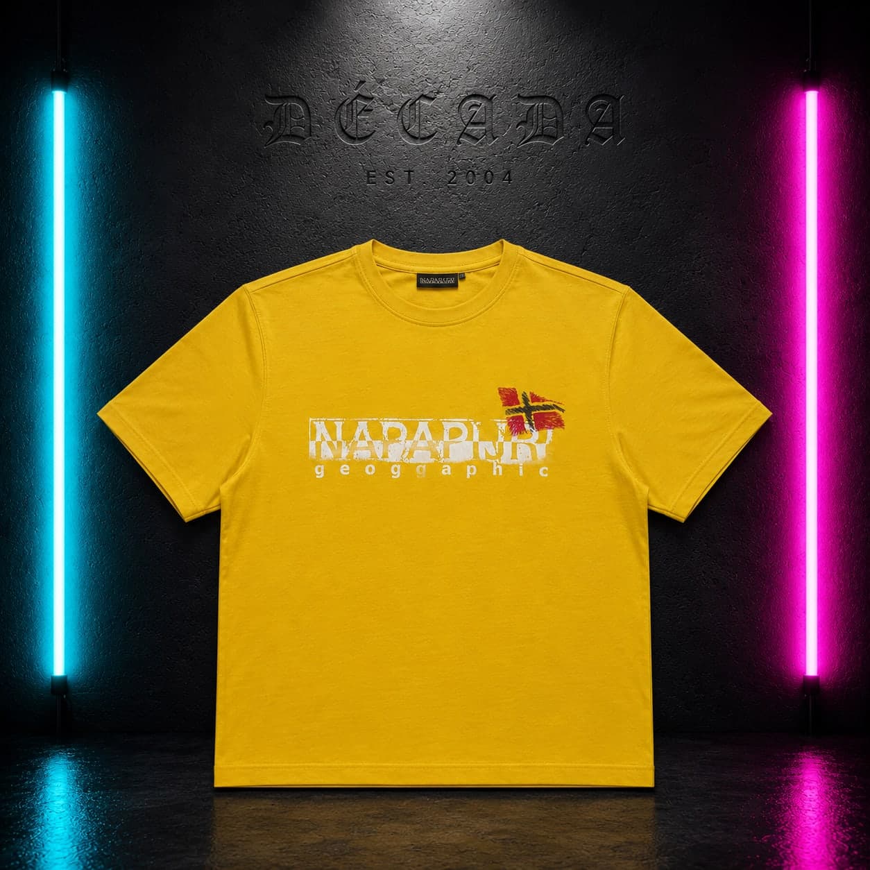 Camiseta Napapijri amarilla, talla M