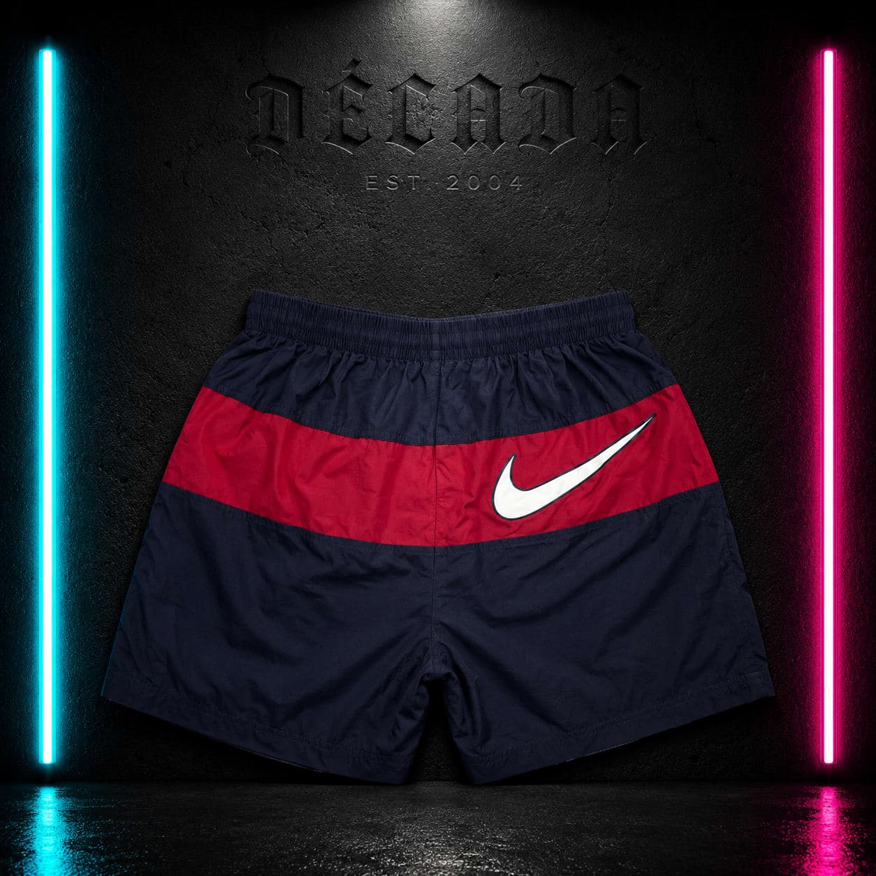 Pantalón corto Nike azul marino y rojo, talla XL