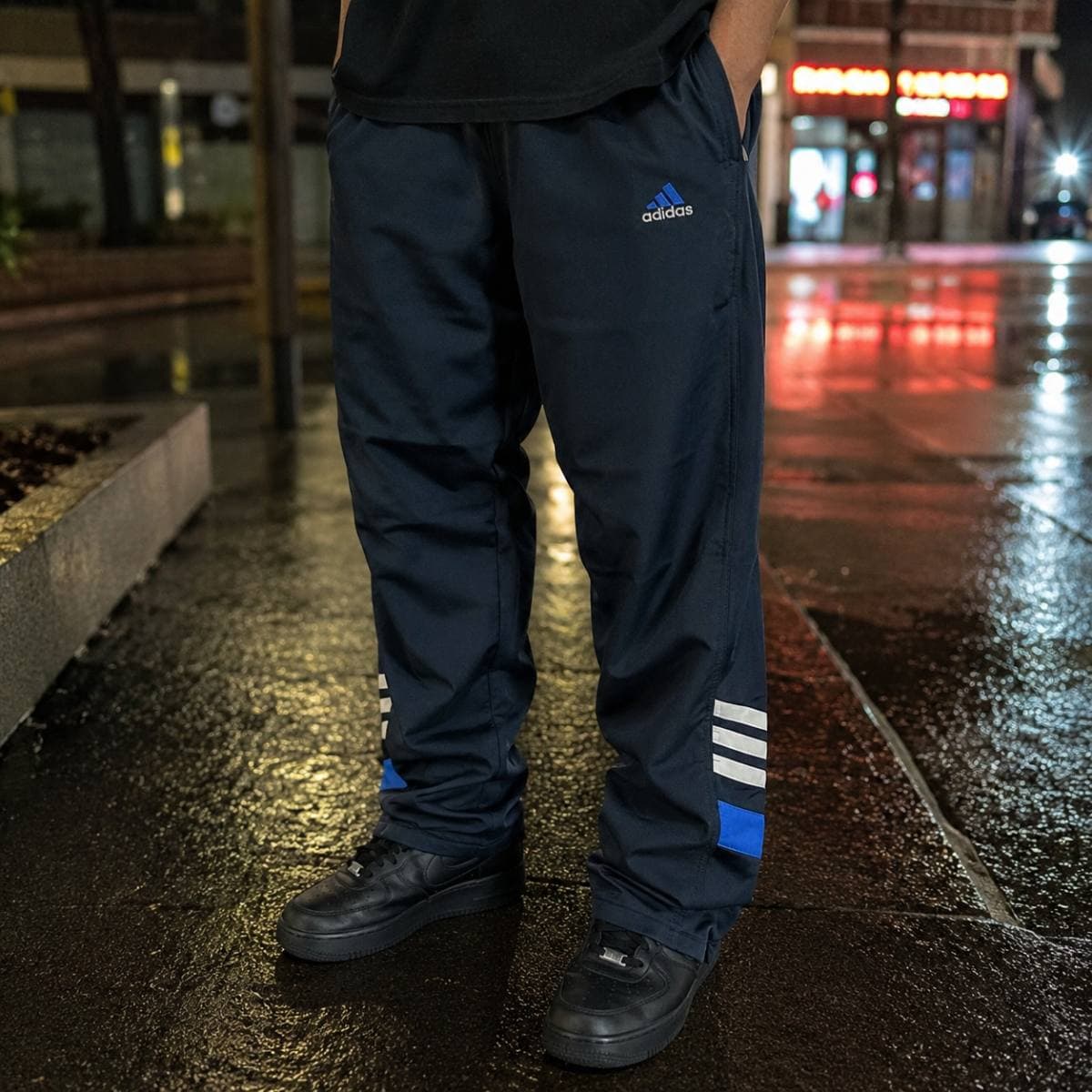 Pantalón de chándal Adidas azul marino, talla XL
