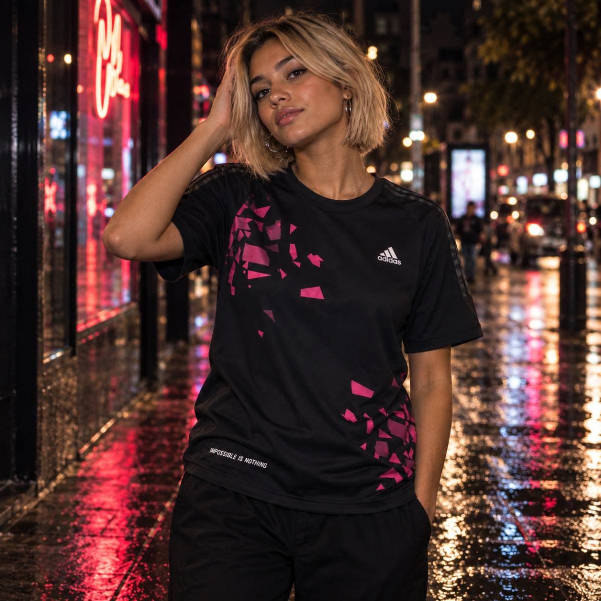 Camiseta Adidas negra estampado fragmentado, talla M